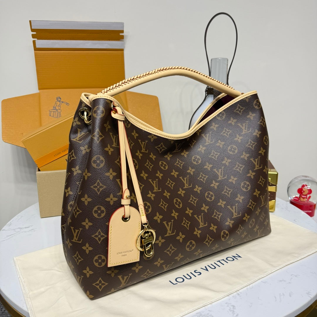 Bolsa Louis Vuitton Again